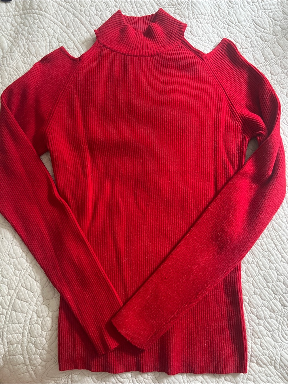 Carmen Marc Valvo Red Cold-Shoulder Ribbed Turtleneck Sweater